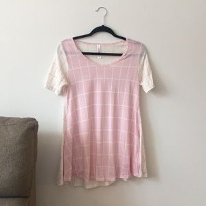 Lularoe Pink & White Windowpane “Perfect T”